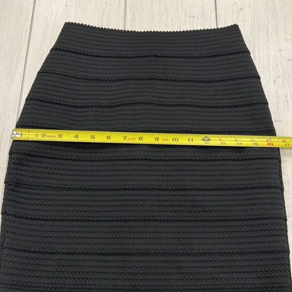 Express High Waisted Bandage Skirt XS - Picture 4 of 7